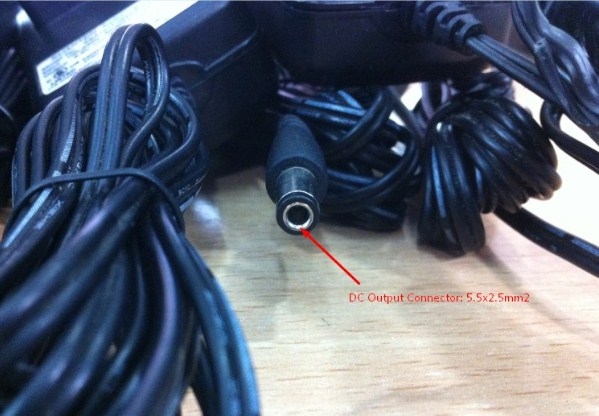 Adapter 5.5V 2A 11W KUANTEN SSA101F055200US Connector Size 5.5mm x 2.5mm