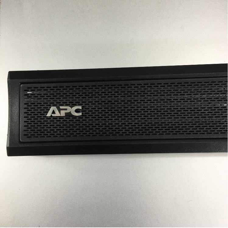 Ốp Mặt APC 876-0017 Smart-UPS SMT Black 2U Front Bezel