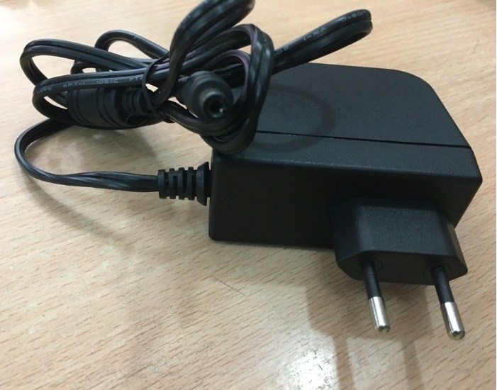 Adapter 14V 2A For Máy Chấm Công Thẻ Giấy WISE EYE WSE 2800D Connector Size 5.5mm x 2.5mm