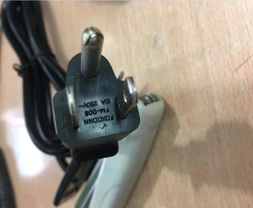 Dây Nguồn  FOXCONN FM-008 FF-01 NEMA 5-15P to C13 AC Power Cord 10A 250V 3X0.75mm Length 1.9M