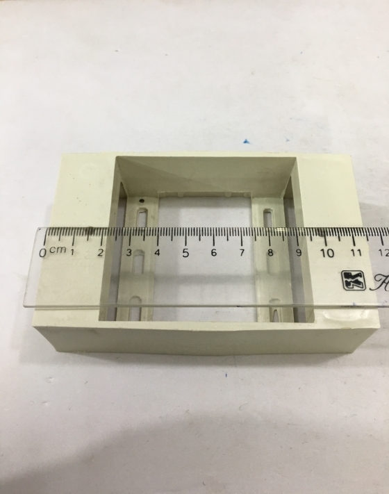 Đế Lắp Nổi Chữ Nhật WallPlate Network RJ45 Back Plate Wall Mount box 115x70x32mm