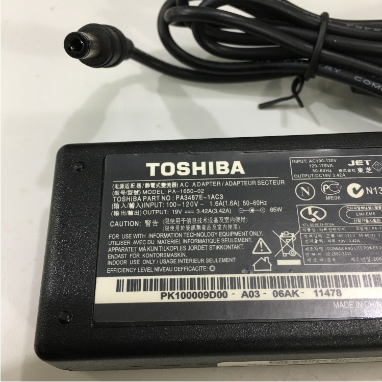 Bộ Chuyển Đổi Nguồn Adapter TOSHIBA 19V 3.42A PA-1650-02 Connector Size 5.5mm x 2.5mm