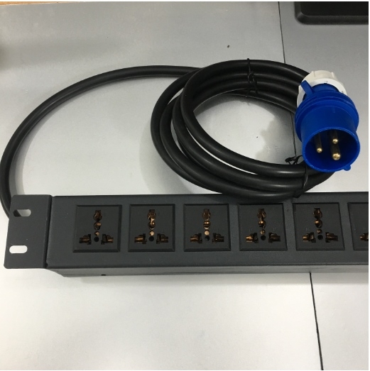 Thanh Nguồn PDU 1U Rack 19 8 Way Universal UK Outlet Công Suất Max 16A 250V to IP44 IEC309-2 Plug Power Cord 3x2.5mm Length 3M