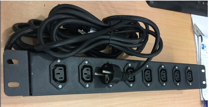 Thanh Nguồn 8 Way PDU C13 Socket Horizontal 20A 250V 1U Rack 19 European Schuko Power Cord CEE 7/7 Power Plug With Cord Length 3.6M