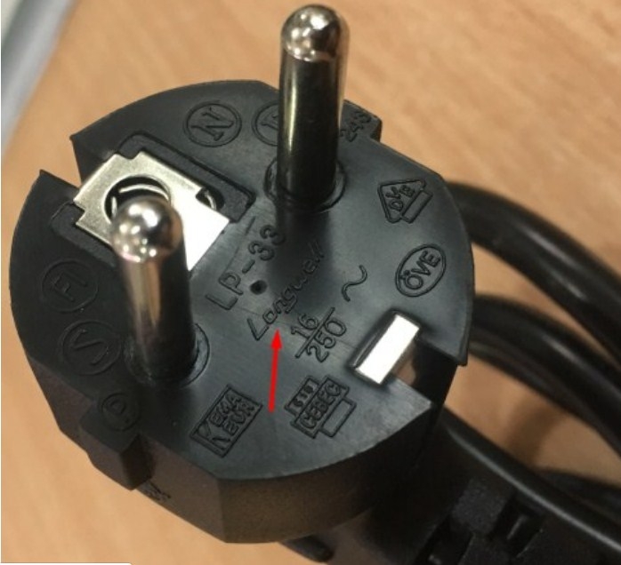 Dây Nguồn Longwell LP-33 LS-18 IEC C5 250V 16A 2.5A Euro Power Cord 2 Prong 3x0.75mm Length 1.8M