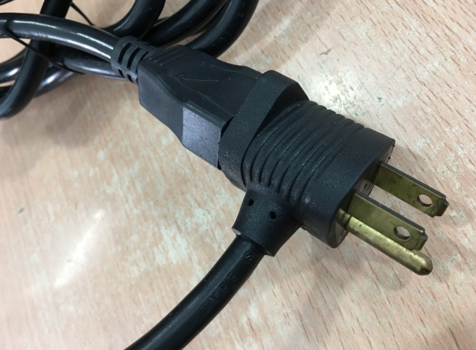 Dây Nguồn  Alimentacion Para Fuente Y E24642 CSA 6952272  NEMA 5-15P to C13 AC Power Cord  10A 125V 3x0.824mm 18WAG Length 1.8M