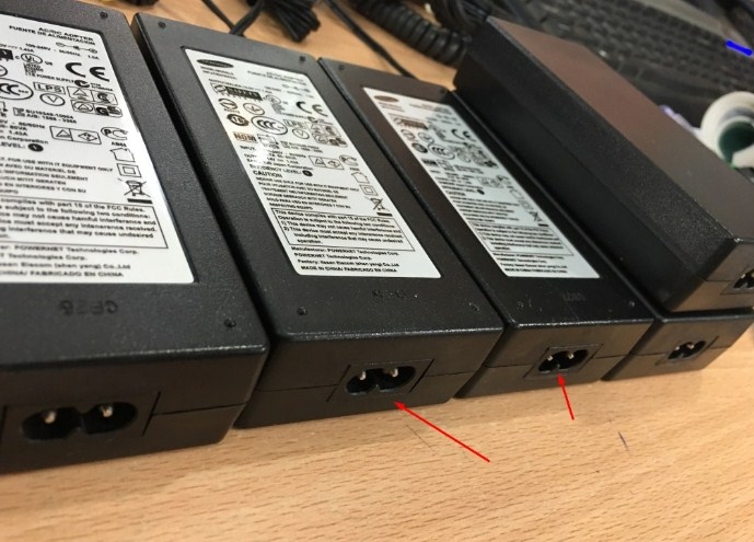 Adapter Original Samsung 14V 1.43A 20W For S19B150N LED Monitor AD-2014B S19B150N Connector Size 6.5mm x 4.4mm