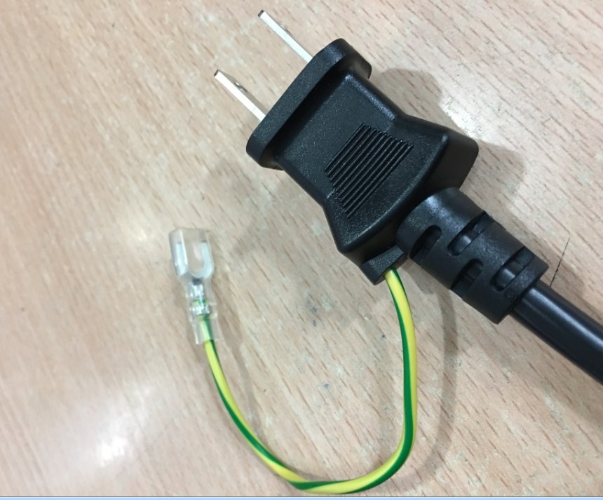 Dây Nguồn 2 Chân Dẹt Và Dây Nối Tiếp Địa I-SHENG SP-18C IS-14 NEMA 1-15 to C13 AC Power Cord  7A 125V 3x0.75mm Length 1.8M