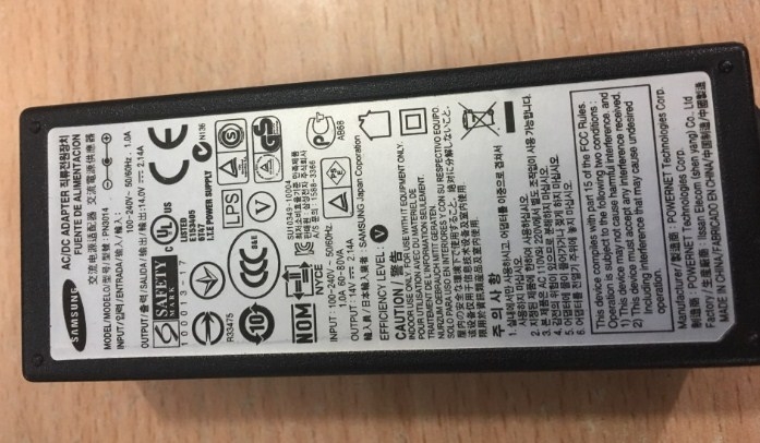 Adapter 14V 2.14A 30W Samsung PN3014 For LED LCD Monitor Samsung S24A450B S24A850DW S24B750H S27A850D Connector Size 6.5mm x 4.4mm