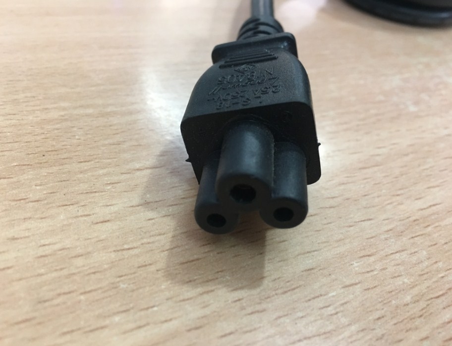 Dây Nguồn Longwell LS-14 LS-18 C14 to C5 10A 2.5A 250V 3x0.824mm 18AWG Length 3.6M