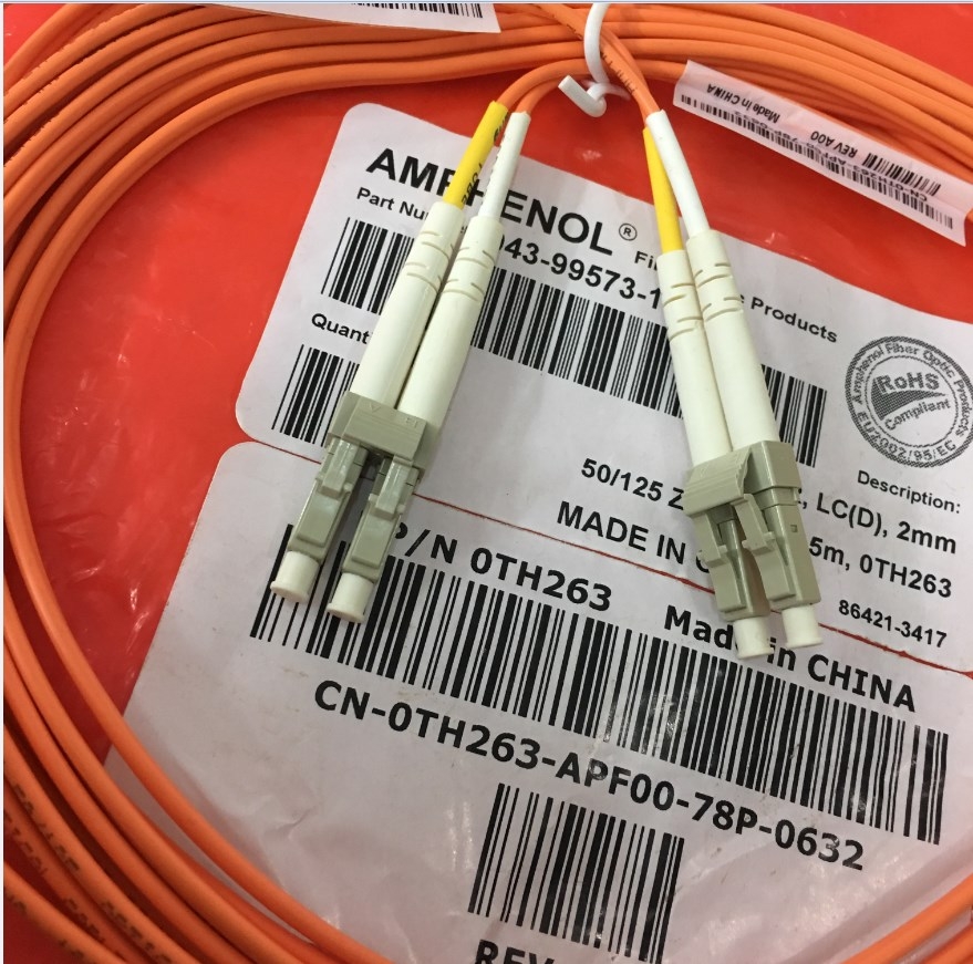 Dây Nhẩy Quang OM4 LC to LC Duplex 5M AMPHENOL 943-99573-1005 Multimode Fiber Optic Patch Cable OS2 50/125 2.0mm PVC Length 5M
