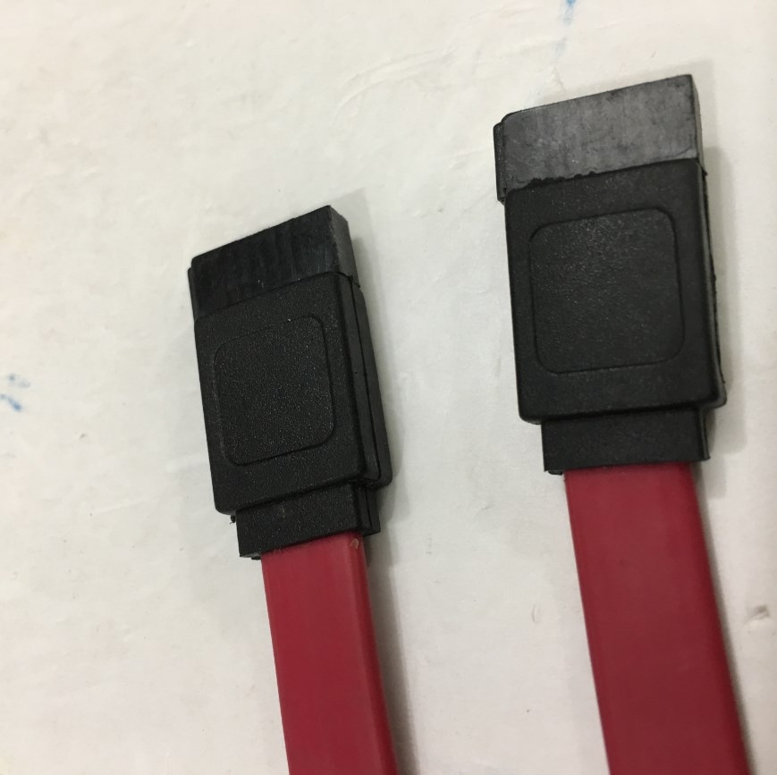 Cáp Dữ Liệu FOXCONN Original DATA SATA III 6Gbps 7 Pin Cable PVC Red Length 50Cm