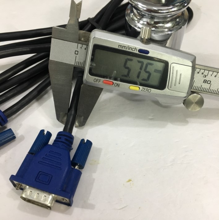 Cáp VGA Original SAMSUNG SEONG E101344-C 20276 Hàng Đi Theo Màn Hình Chất lượng Cao Đã Qua Sử Dụng Monitor Cable HD15 Male to Male VGA Resolution Up To 1920 x 1200 Black Length 1.8M