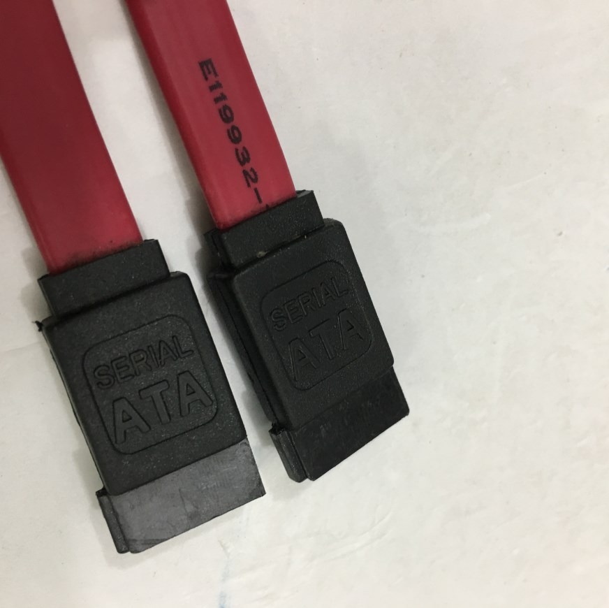 Cáp Dữ Liệu FOXCONN Original DATA SATA III 6Gbps 7 Pin Cable PVC Red Length 50Cm