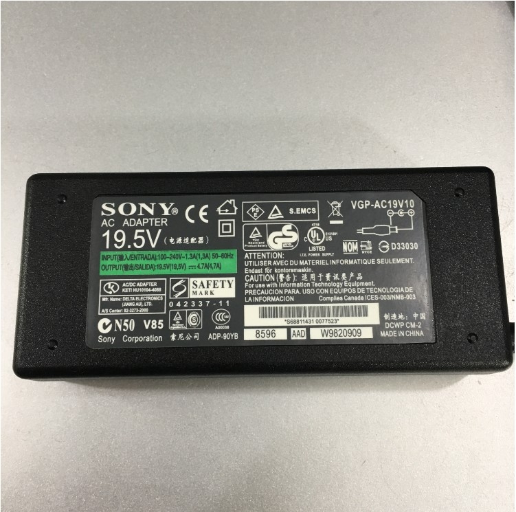 Adapter 19.5V 4.7A SONY Connector Size 6.5mm x 4.4mm