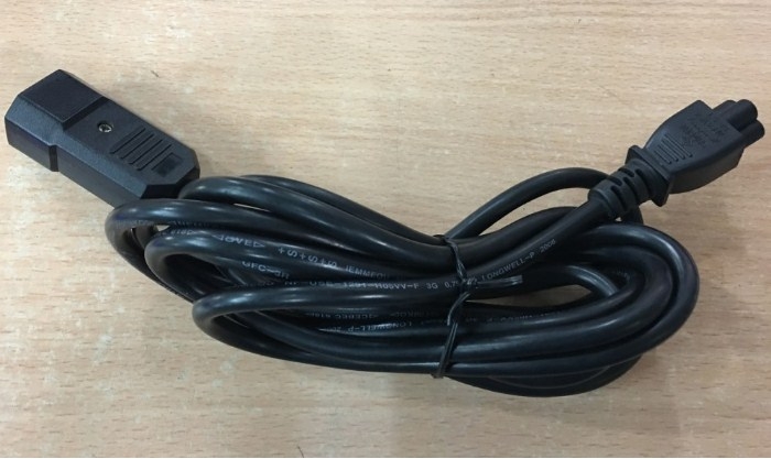 Dây Nguồn Máy Xách Tay Và Máy Chiếu, POE Cắm Bộ Lưu Điện UPS PDU Longwell LS-18 Power Cord IEC 320 C14 to C5 10A 2.5A 250V 3x0.75mm Black Length 2.5M