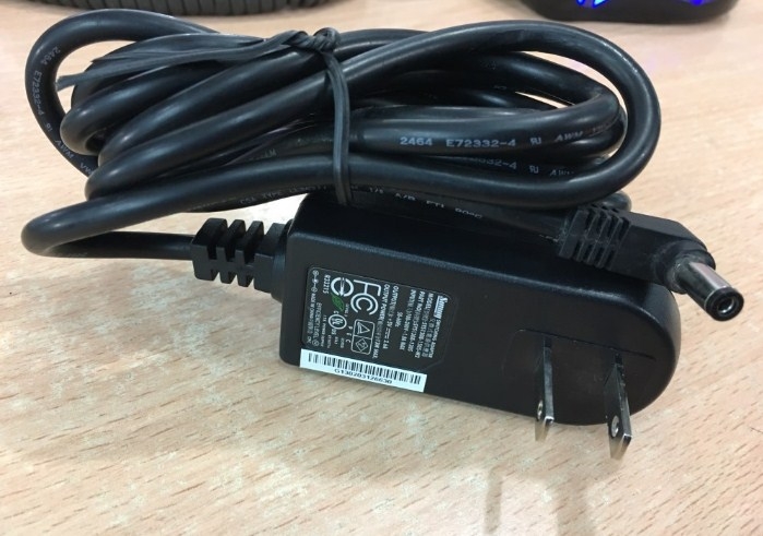 Chuyển nguồn Honeywell Xenon scanner 1902 Handheld BarCode Reader Adapter Original Sunny SYS1308-1502-W2 5V 2.6A 13W Connector Size 5.5mm x 2.5mm