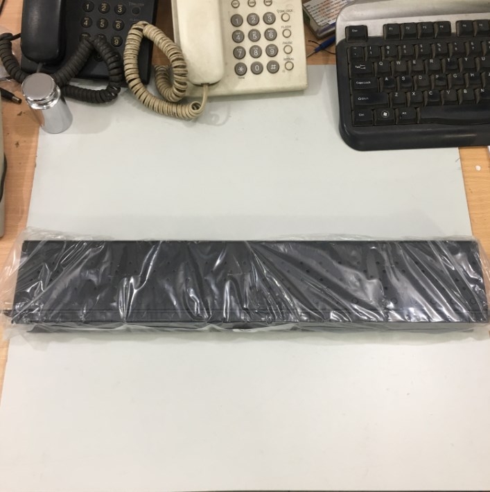 Giá Đỡ Chông Sét APC ProtectNet 24 Port Modular Data Line Surge Protection System 19 1U Rackmount
