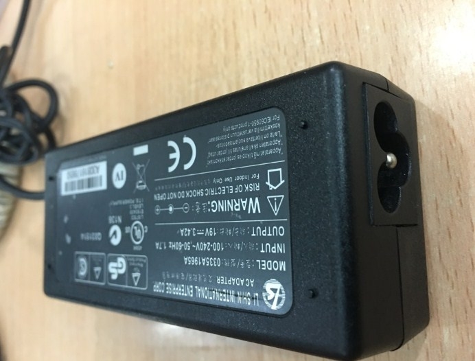 Adapter ORIGINAL LI SHIN 0335A1965A 19V 3.42A For Notebook & Digital DVR AVTECH KPD679ZB Connector Size 5.5mm x 2.1mm