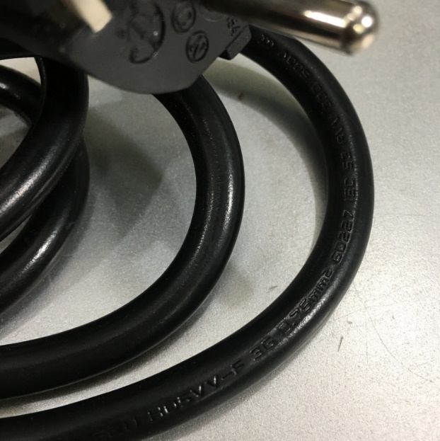 Dây Nguồn Chính Hãng I-Sheng SP-023 IS-14 European Schuko Power Cord CEE 7/7 to IEC320 C13 10A 250V 3x0.75mm² Length 1.8M