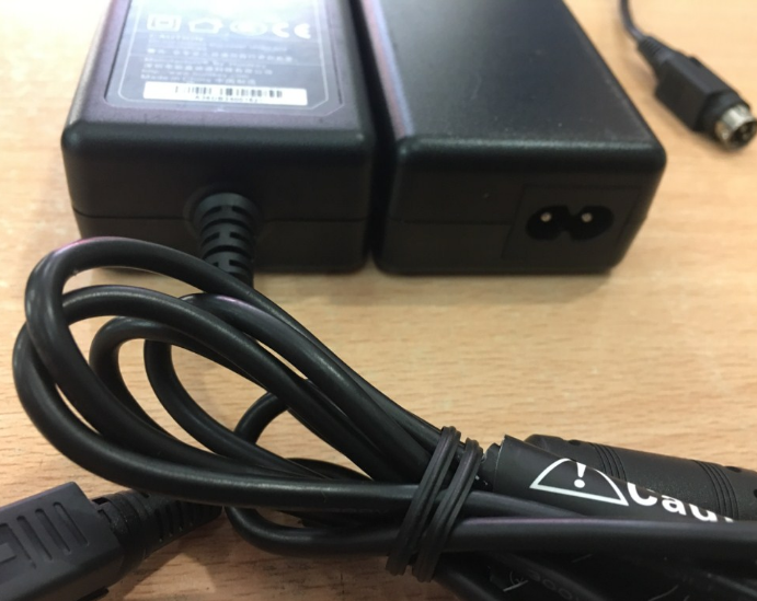 Adapter 24V 1.8A Original Huntkey ADP036-242B For Máy Thanh Toán Thẻ PAX P70-S / P78 / S78 POS Connector Size 3Pin 10mm Mini Din