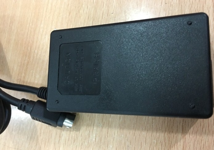 Adapter Original PRS Group Inc HP-12V15 PRS-Z30US 12V 2A Connector Size 4Pin 10mm Mini Din