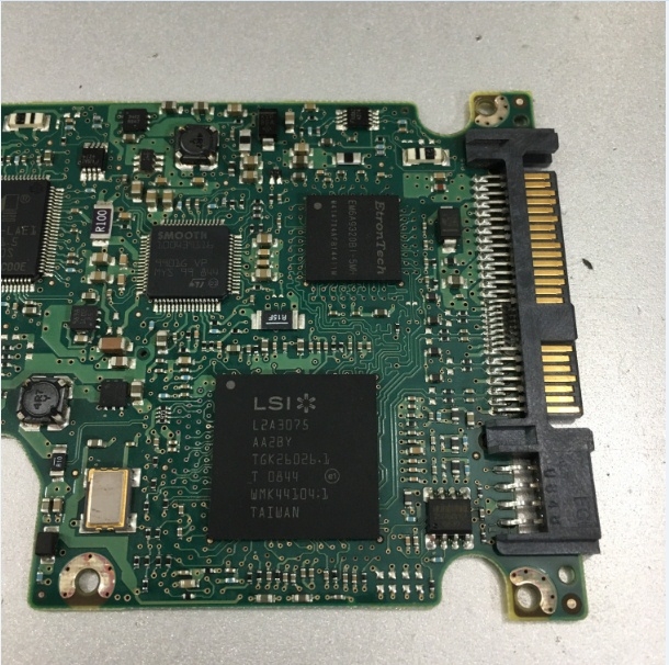 Bảng Mạch Ổ Cứng Máy Chủ Seagate SAS 2.5 PCB 100419609 REV B 1671 E For ST9146802SS 9F6066-004 0606