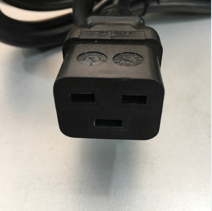 Dây Nguồn Máy Chủ VOLEX M2511 VSC19 AC Power Cord CEE 7/7 SCHUKO IEC60320 IEC C19 2 Prong 16A 250V 3x1.5mm² Length 3.6M