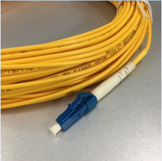 Dây Nhẩy Quang LC-FC Simplex Single Mode Fiber Optic Patchcord Fiber Cable 2.0mm PVC Length 25M
