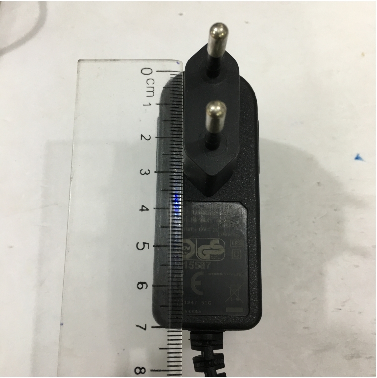 Adapter Original 12V 1A 12W UMEC UP0121B-12PE Connector Size 5.5mm x 2.5mm