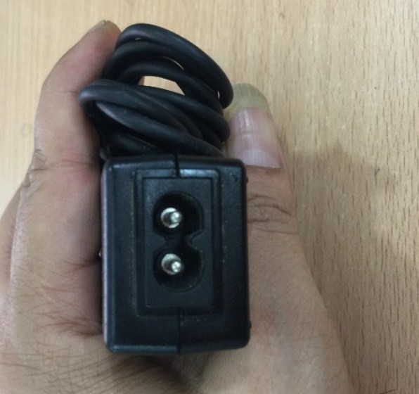 Adapter Original ASUS AD6630 EEE PC 19V 2.1A 40W Connector Size 2.5mm x 0.7mm