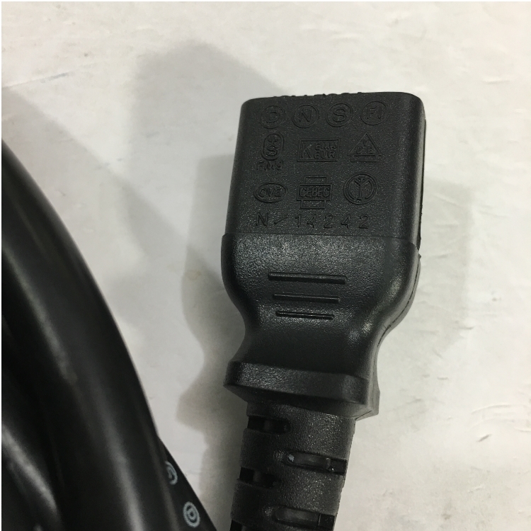 Dây Nguồn Máy Chủ KENIC KE-24 KE-26 AC Power Cord C13 to C14 10A 250V 3x1.5mm² 17AWG For UPS PDU APC ARES Eaton Emerson Và Server Rack Length 2.7M