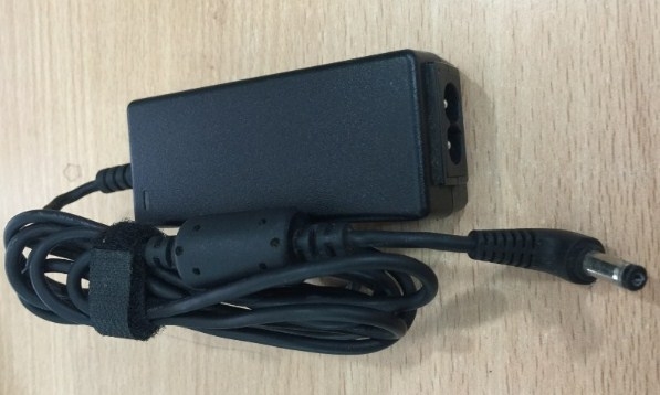 Adapter Original ASUS ADP-36EH C For Eee PC Series 900,1000, NETBOOKS 12V 3A Connector Size 4.8mm x 1.7mm