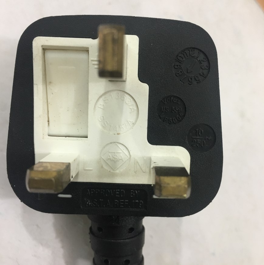 Dây Nguồn VOLEX MS589 V1625 UK Chuẩn 3 Chấu Có Cầu Chì AC Power Cord BS1363 to C13 10A 250V 3X1.0mm² For Thiết Bị Y Tế Thiết Bị Mạng Cisco Và Máy Chủ Length 1.8M
