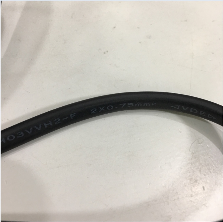 Cáp Nguồn Volex MS589 M1250A Power Cord IEC320 C7 UK Plug CABLE Length 1.8M