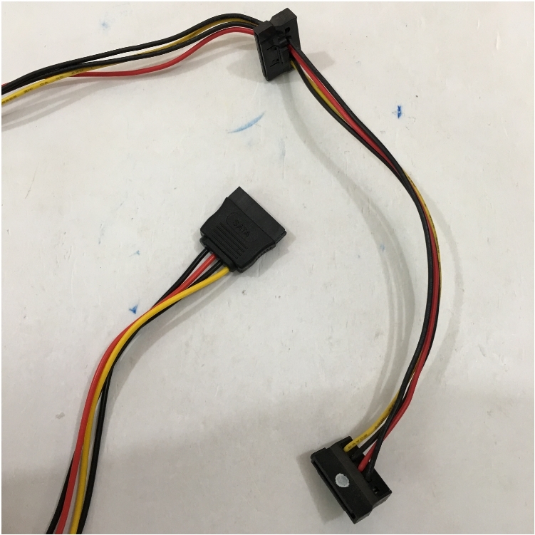 Cáp Internal SATA PC Power Splitter Cable 1 SATA to 3 SATA Internal SATA PC Power Cable 1 Male to 3 Female for SATA Serial Hard Drives and other Devices