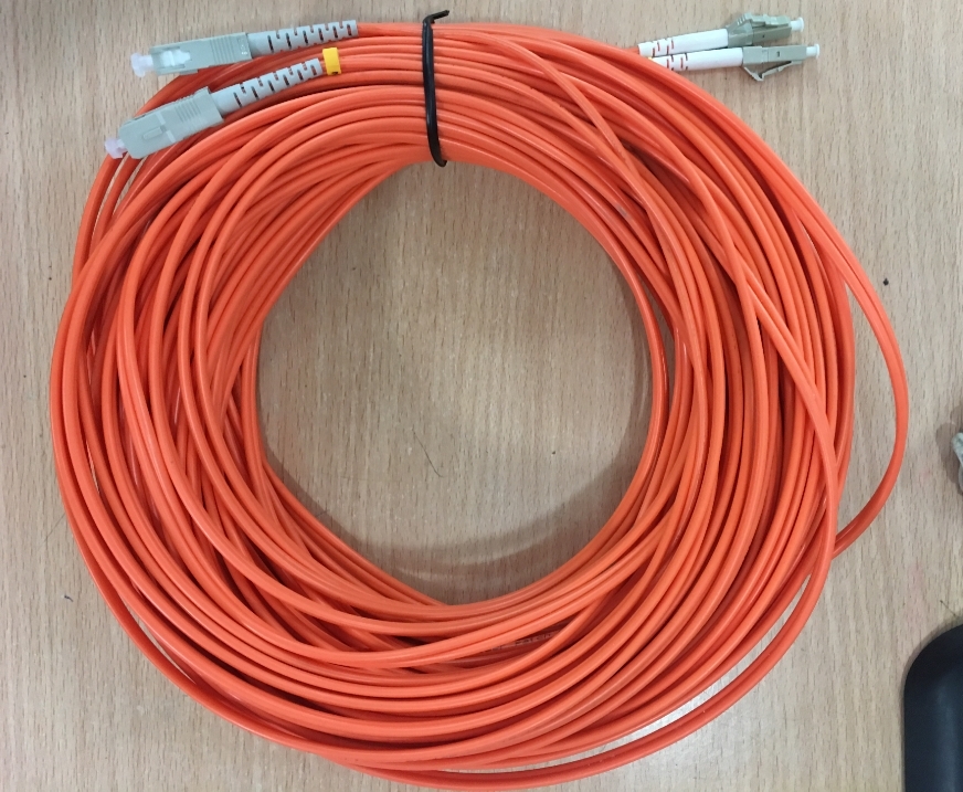 Dây Nhẩy Quang LC to SC Duplex 40M Multimode Fiber Optic Patch Cable OS2 50/125 3.0mm PVC Length 40M