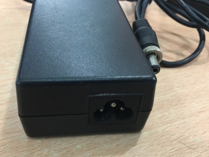 Adapter Original Infinite STD-2437 24V 3.75A 90W Connector Size 5.5mm x 2.5mm