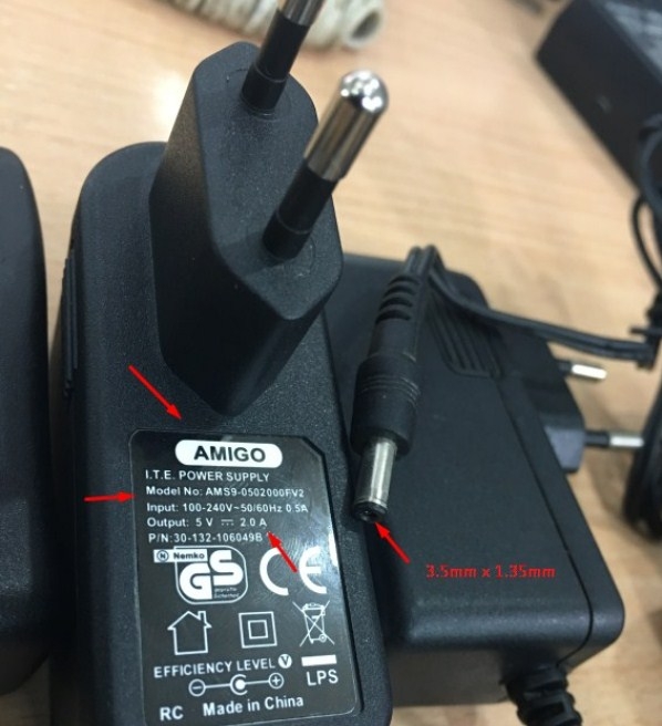 Adapter 5V 2A AMIGO AMS9-0502000FV2 Connector Size 3.85mm x 1.35mm