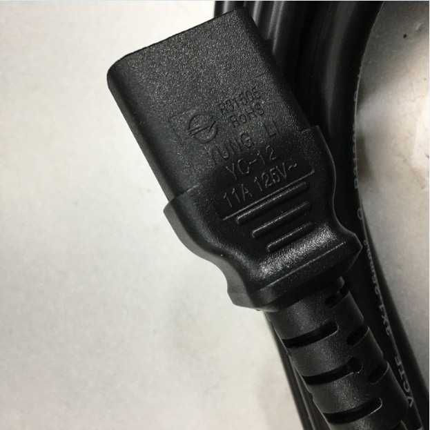 Bộ Combo Adapter BS1363 UK Plug to NEMA 5-15R Và NEMA 5-15P Plug To IEC 60320 C13 Chính Hãng WELL SHIN 12A 250V 3x1.25mm² Length 4.5M