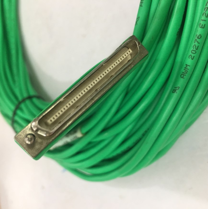 Cáp Điều Khiển Cisco Systems CAB-HD8-ASYNC  VHDCI 68 Male to 8 RJ45 Male Cable 72-4023-01 PVC Green Length 3Metres