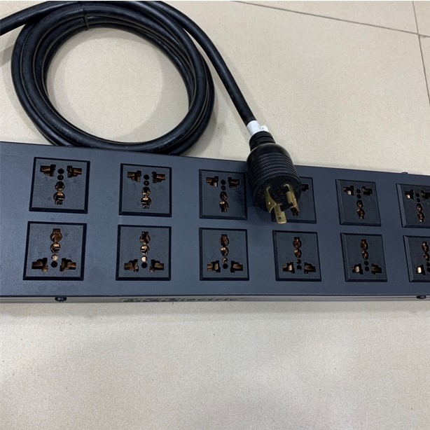 Thanh Nguồn Điện PDU 2U Rack Universal 12 Way UK Outlet Công Suất Max 20A to NEMA L6-20P Plug Power Cord Length 3x3.31mm² Length 3M