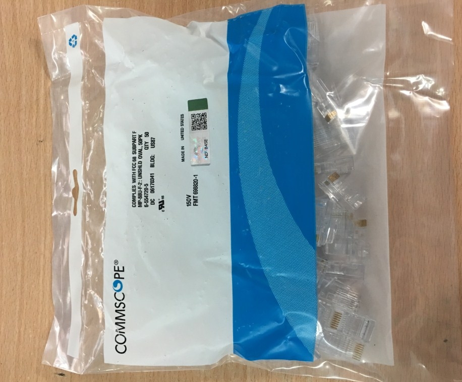Đầu Bấm Mạng MODULAR PLUG RJ45 UTP CAT6 COMMSCOPE MP-88U-F-2 6-554720-5 QTY 100 pcs