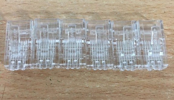 Đầu Bấm Mạng MODULAR PLUG RJ45 UTP CAT6 COMMSCOPE MP-88U-F-2 6-554720-5 QTY 100 pcs