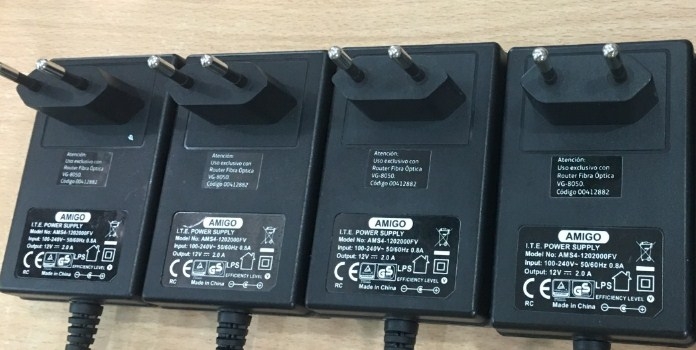 Adapter Điện Thoại Hội Nghị IP GAC2500 12V 2A 24W AMIGO AMS4 For Polycom Conference Phone Connector Size 5.5mm x 2.5mm