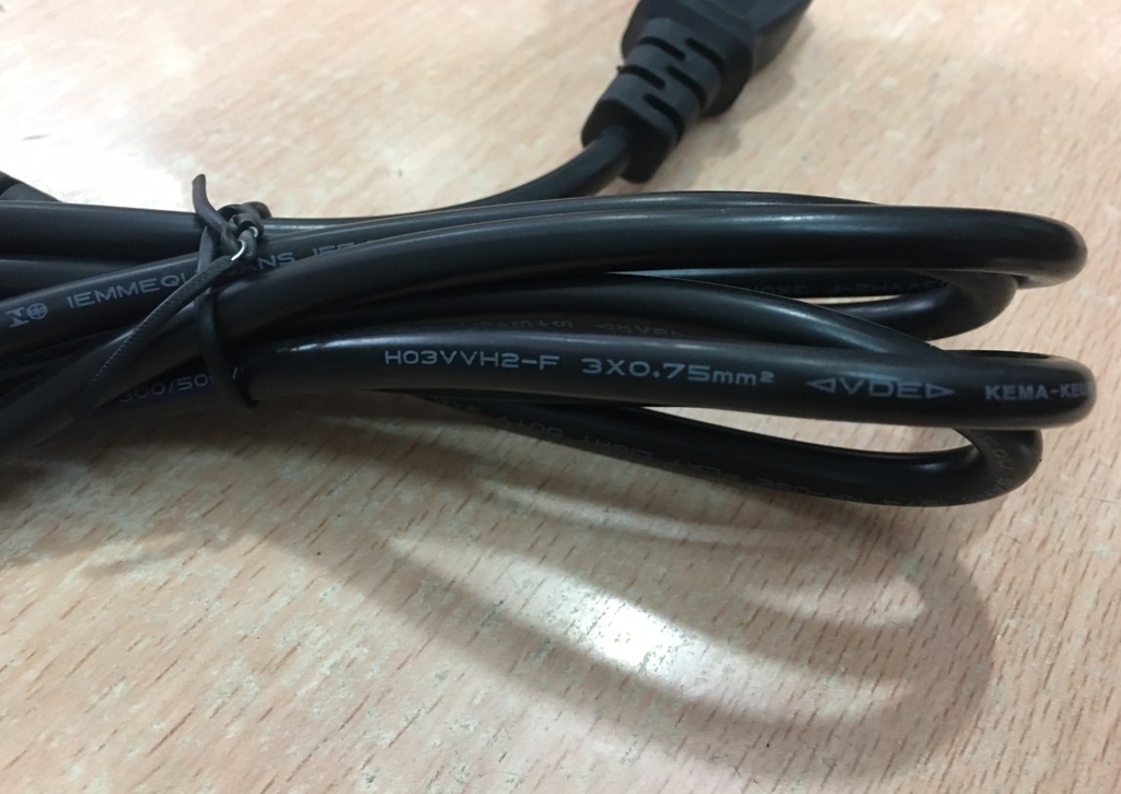 Dây Nguồn AC Power Cords IEC60320 IEC C13 to IEC C14 10A/250V 3X0.75mm Length 1.8M