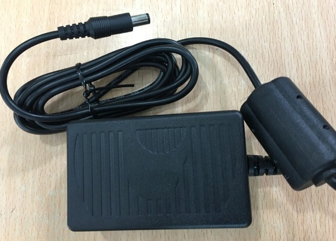 Adapter Hội Nghị Truyền Hình Polycom SoundStation Duo GLOBTEK GT-41062-1824-T3 24V 0.75A Connector Size 5.5mm x 2.5mm