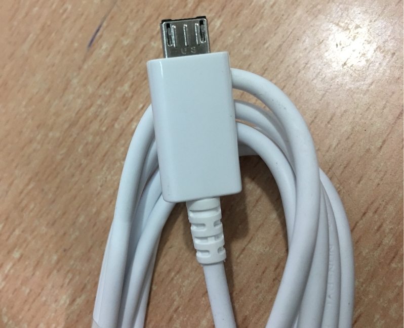 Cáp Samsung Micro USB to USB Data Link Cable White Việt Nam RSTG8 For Điện Thoại Samsung, HTC, LG Length 1.4M