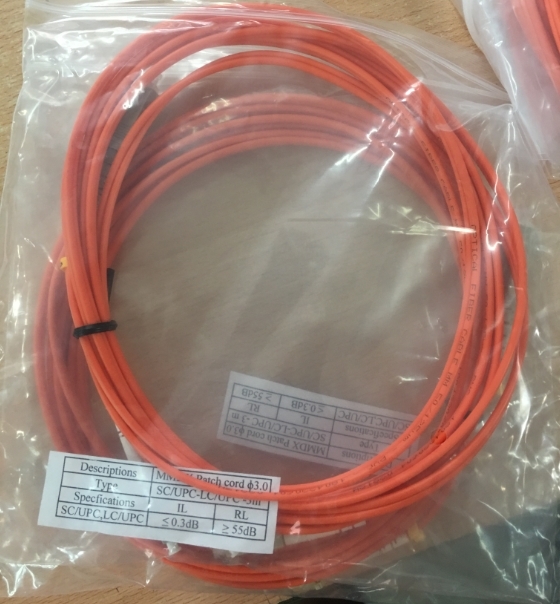 Dây Nhẩy Quang LC to SC Duplex 5M Multimode Fiber Optic Patch Cable OS2 50/125 3.0mm PVC Length 5M