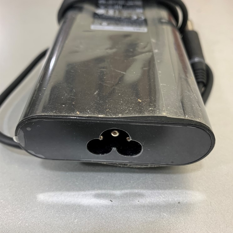 Adapter 19.5V 4.62A DELL LA90PM130 For Notebook Dell Connector Size 7.4mm x 5.0mm